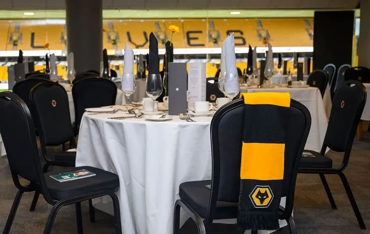 Không gian trải nghiệm dịch vụ khách VIP tại sân Molineux của Wolverhampton Wanderers