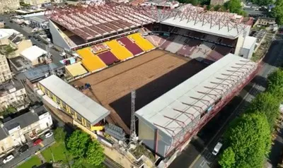 Sân Valley Parade nhìn từ trên cao, biểu tượng của Bradford City FC