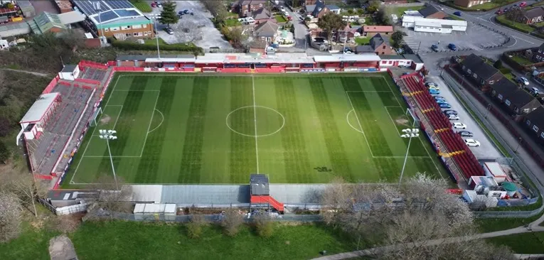 Sơ đồ bố trí các khán đài tại sân vận động Impact Arena của Alfreton Town