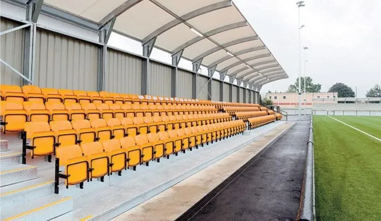 Sơ đồ bố trí chỗ ngồi sân Arbour Park với các khán đài chính và khu vực đứng