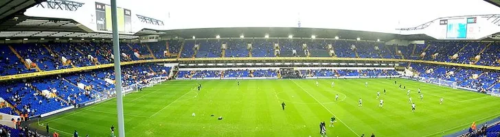 Sơ đồ chỗ ngồi chi tiết của sân White Hart Lane, mô tả bố cục các khán đài của Tottenham Hotspur