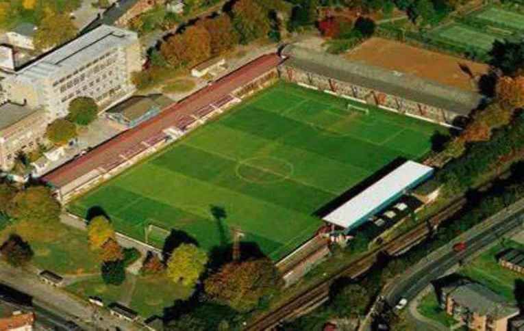 Sơ đồ tổng thể các khu vực khán đài tại sân Recreation Ground Aldershot Town