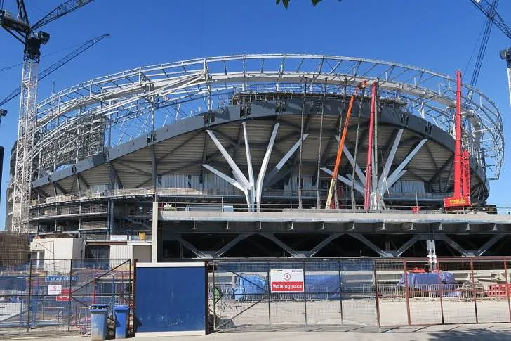 Toàn cảnh dự án Tottenham Hotspur Stadium nhìn từ Park Lane, biểu tượng của sự phát triển tương lai